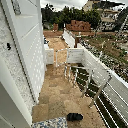 Villa Royal In Forest 3 *