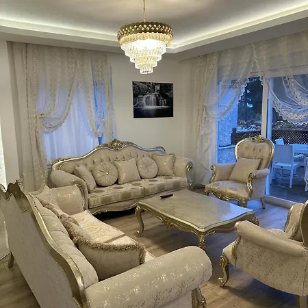 Villa Royal In Forest 3